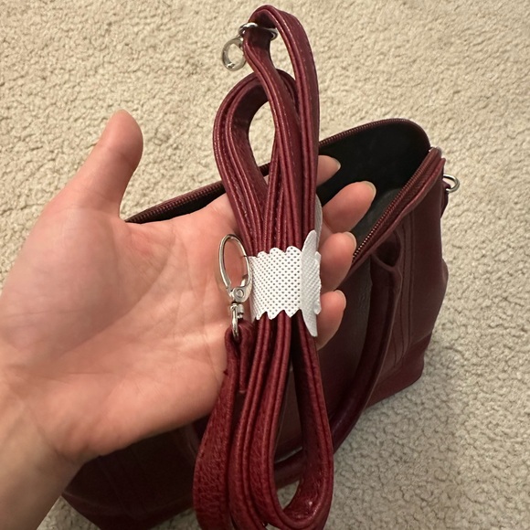 ROOTS bag - Picture 6 of 7